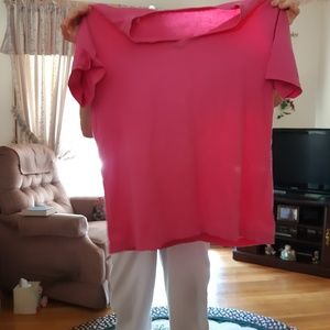 Womens short sleeve tee